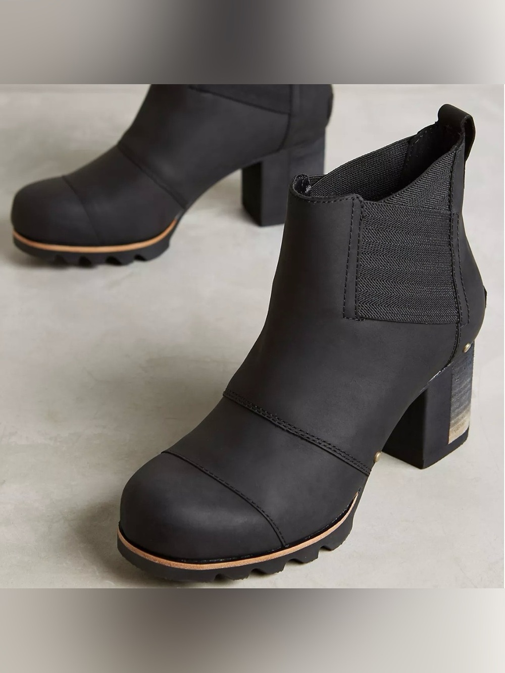 SOREL Kettle Black Leather Addington Chelsea Waterproof Block Heel Ankle Boots